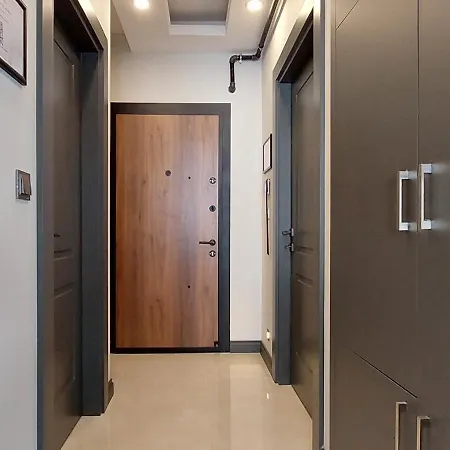 New Flat With Big Living Spaces 5 Near By Lara Beach Apartment